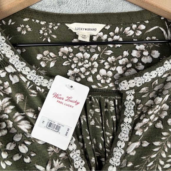 Lucky Brand Top Women 1X Olive Green Floral Embroidered Tassels Split V-Neck - Picture 5 of 16